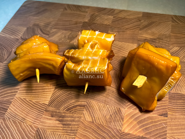 Шашлычок из кальмара х/к в Ставрополе