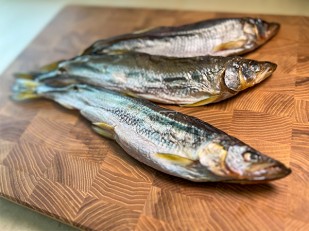 Щечки судака вяленые (500 гр): Корюшка с икрой вяленая ГОСТ (крупная)