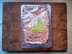 Сыр 1 кг ГОРНЫЙ СЫРОВАР (Паутинка с паприкой): Сыр Чечил паутинка (аджика)  500 гр.